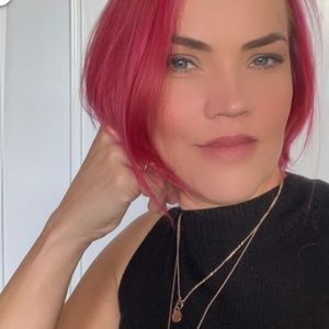 Meet your Posher, designer Cec 👜